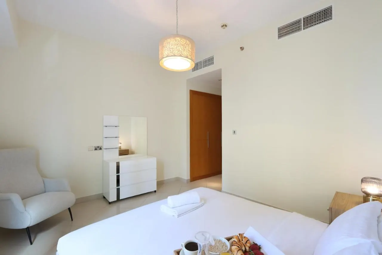 Livbnb Suites - 3Br In Trident, Steps To Beach Dubaï 0*,